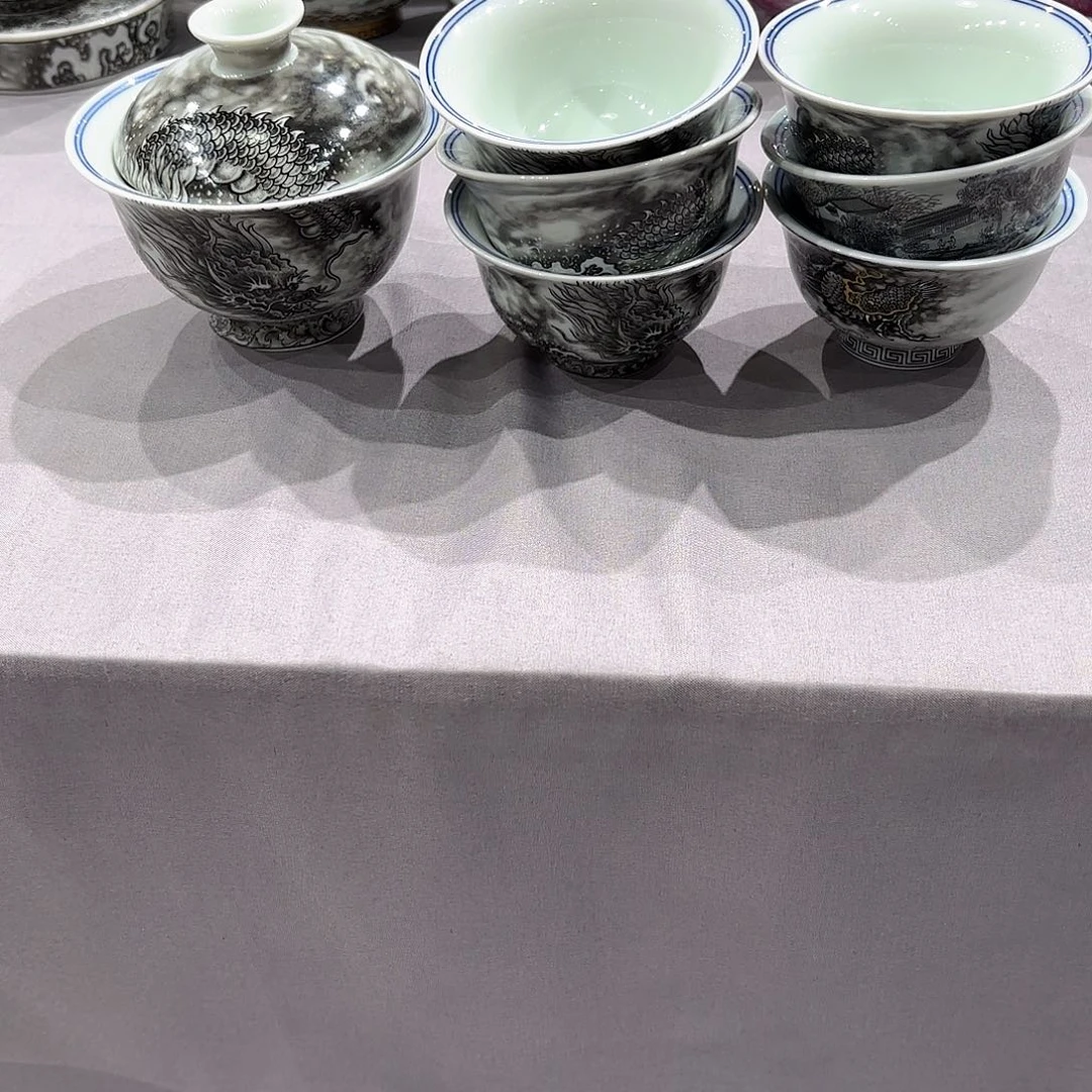 瓷片景德镇瓷器精品展示中心