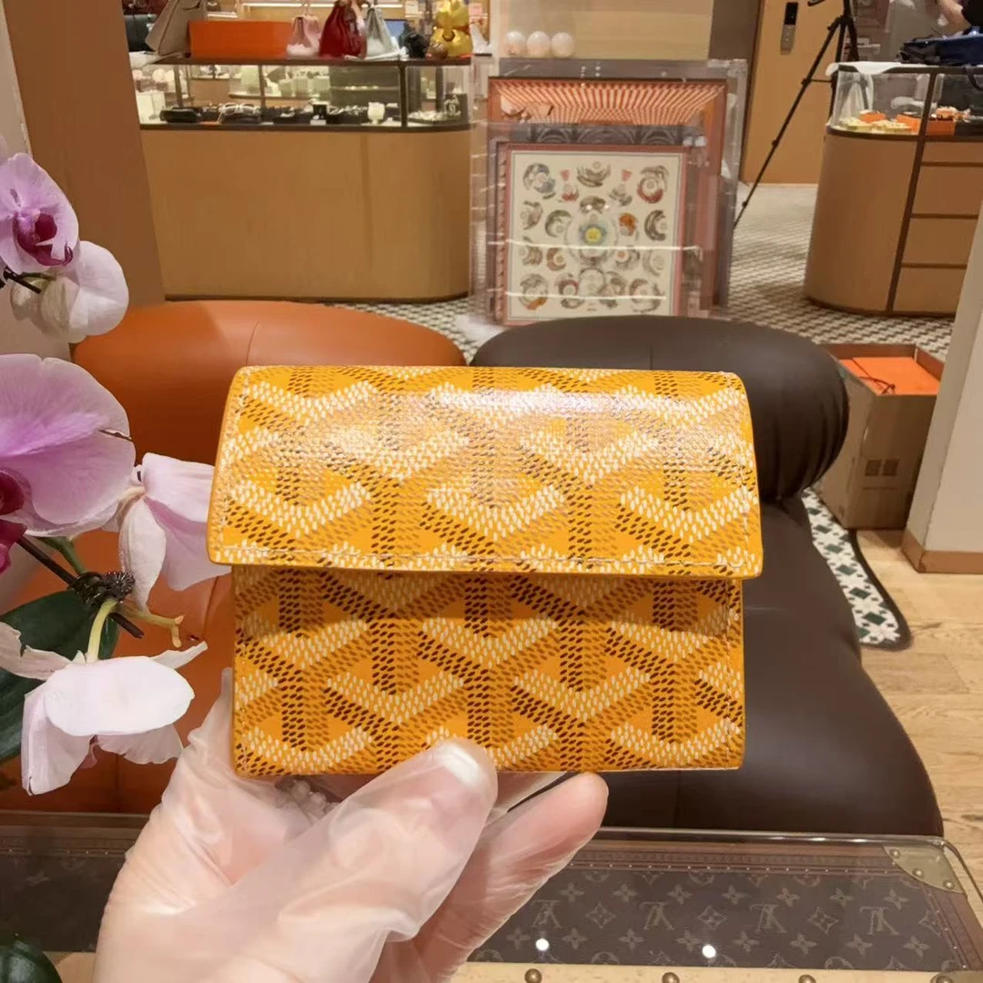 99新 Goyard 黄色老花卡包零钱包！尺寸：8.5x10cm！好价出！