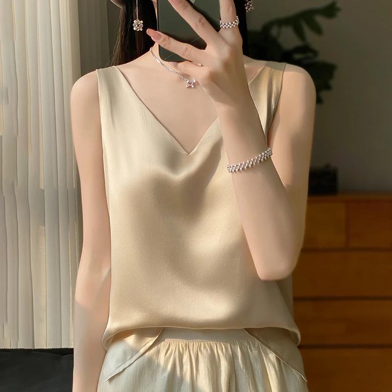 新款缎面女士V领双肩吊带背心西装打底气质内搭夏季时尚百搭D09