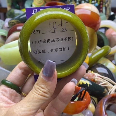 未镶嵌蛇纹石玉手镯