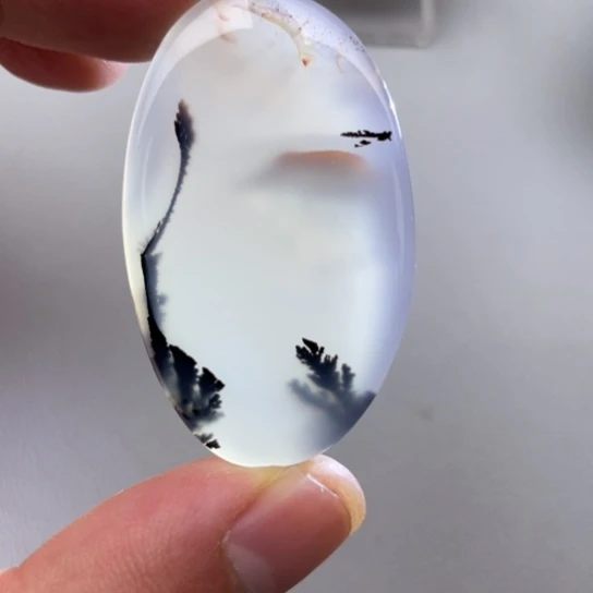 玛瑙/玉髓颈饰未镶嵌拉*吧