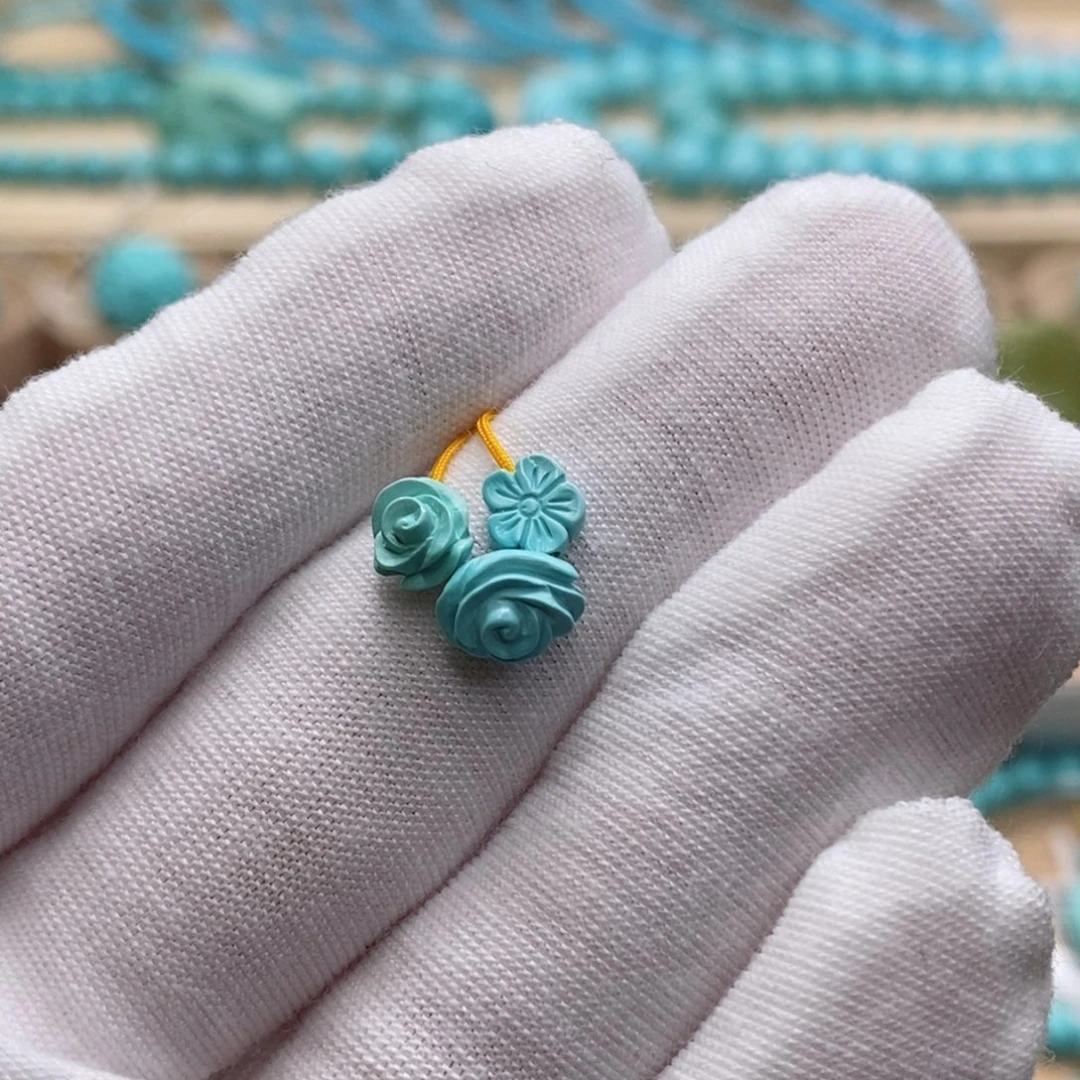 绿松石未镶嵌珠宝奇石