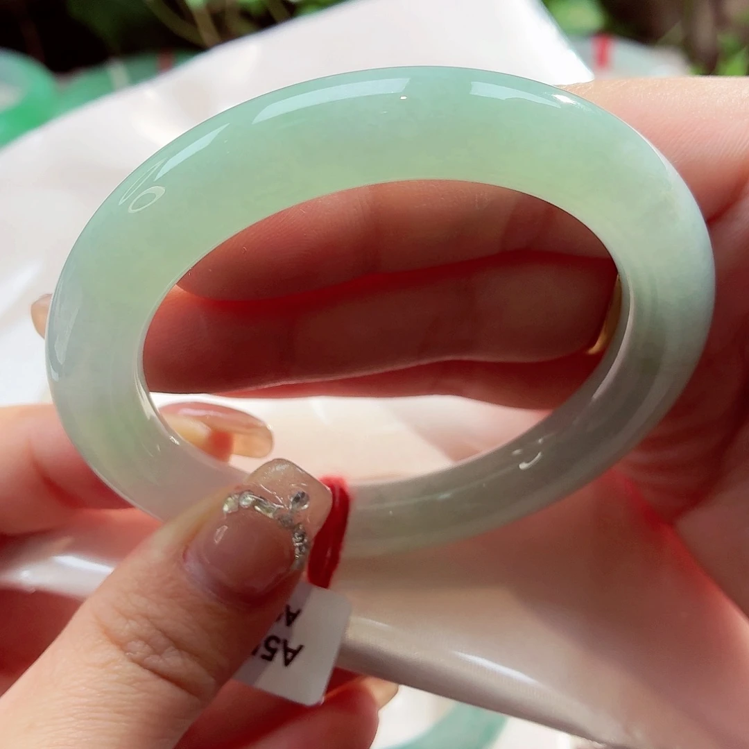 翡翠未镶嵌手镯88-4