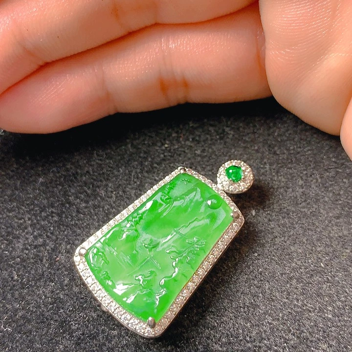 翡翠未镶嵌颈饰翡翠