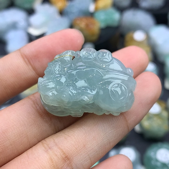 翡翠未镶嵌颈饰天然缅甸翡翠