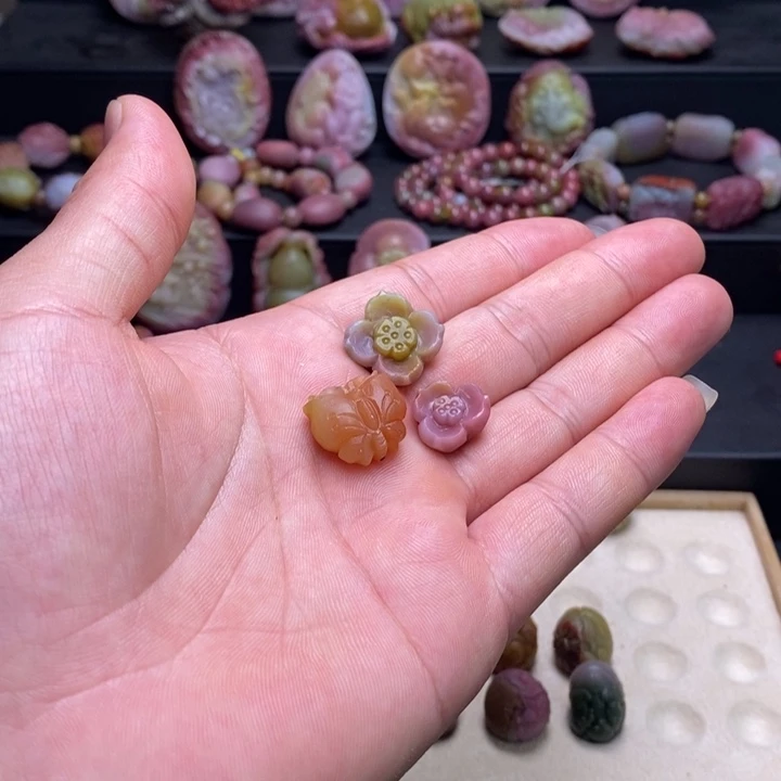 玛瑙/玉髓配饰未镶嵌冬***冷