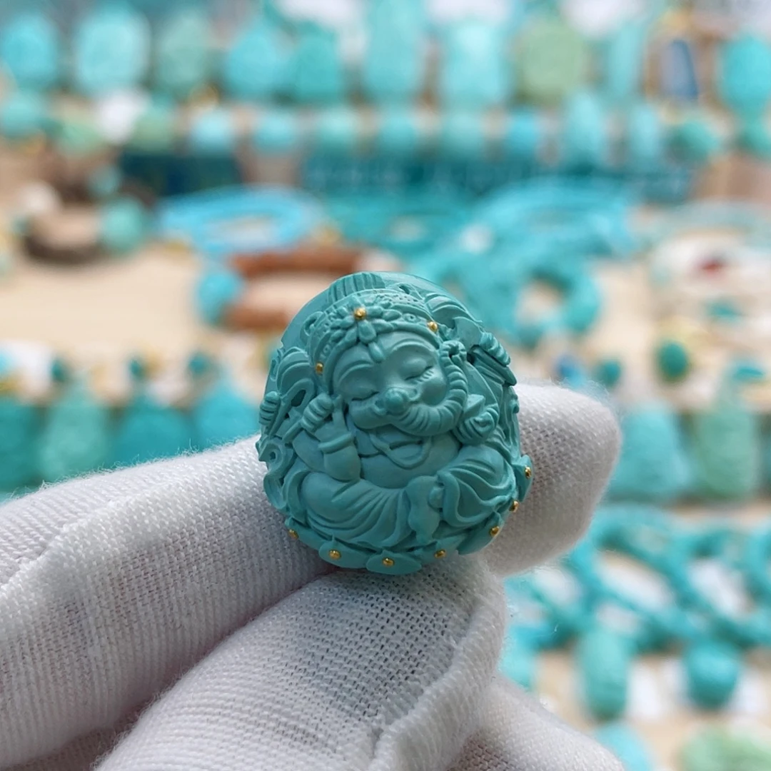 绿松石未镶嵌珠宝奇石