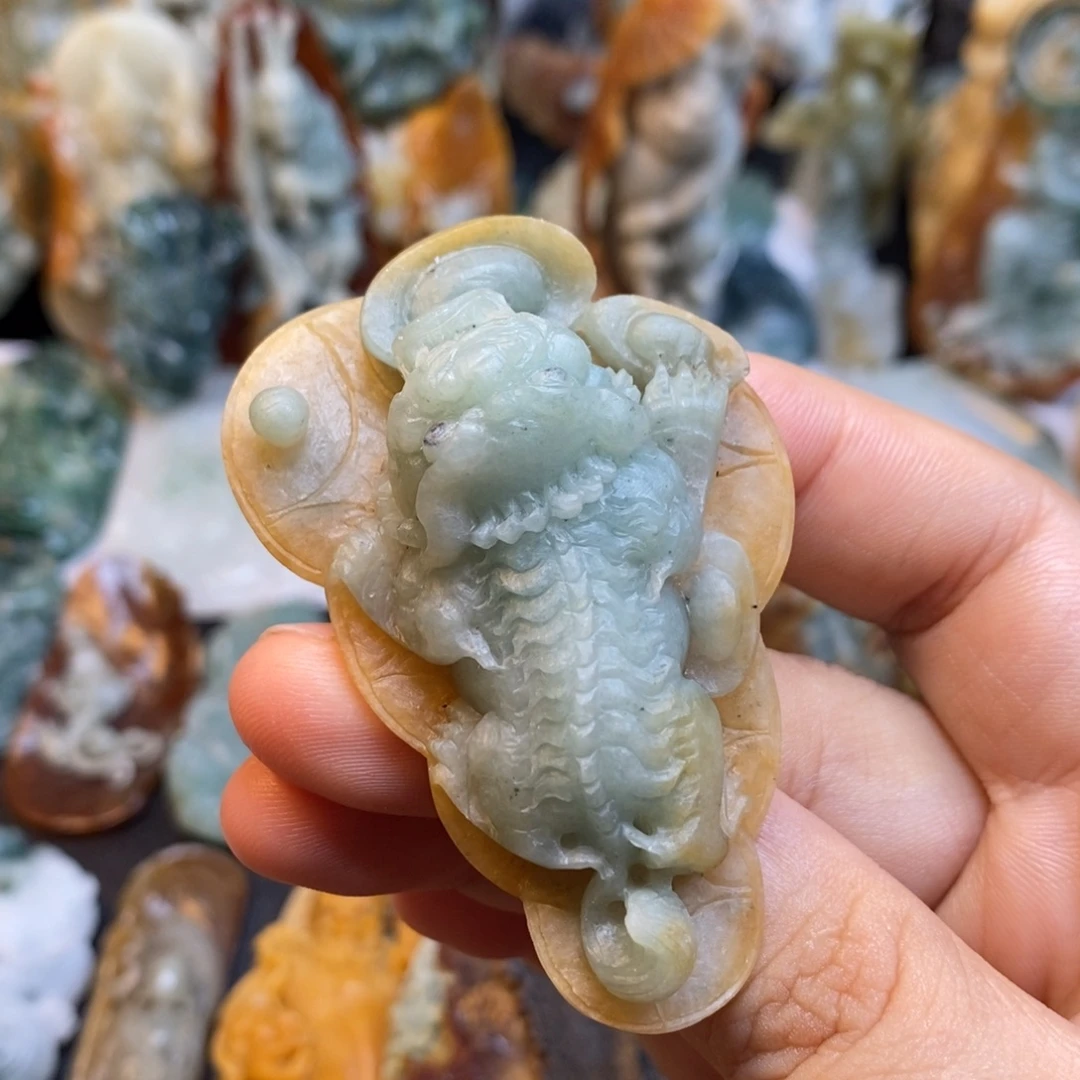 定制翡翠未镶嵌特色3
