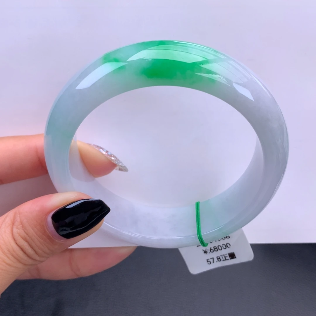 翡翠未镶嵌手镯一手）白底青轮胎手镯