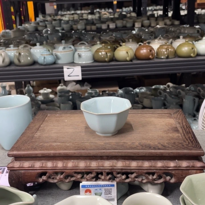 摆件天青釉水八方杯