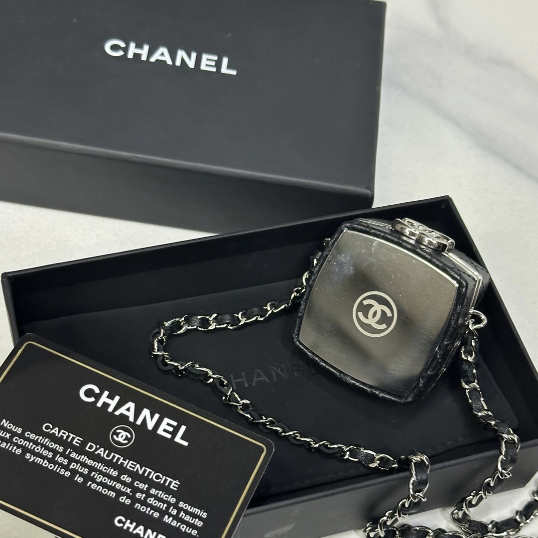 95新 Chanel/香奈儿 mini镜面盒经典小废包31开卡/0996010101