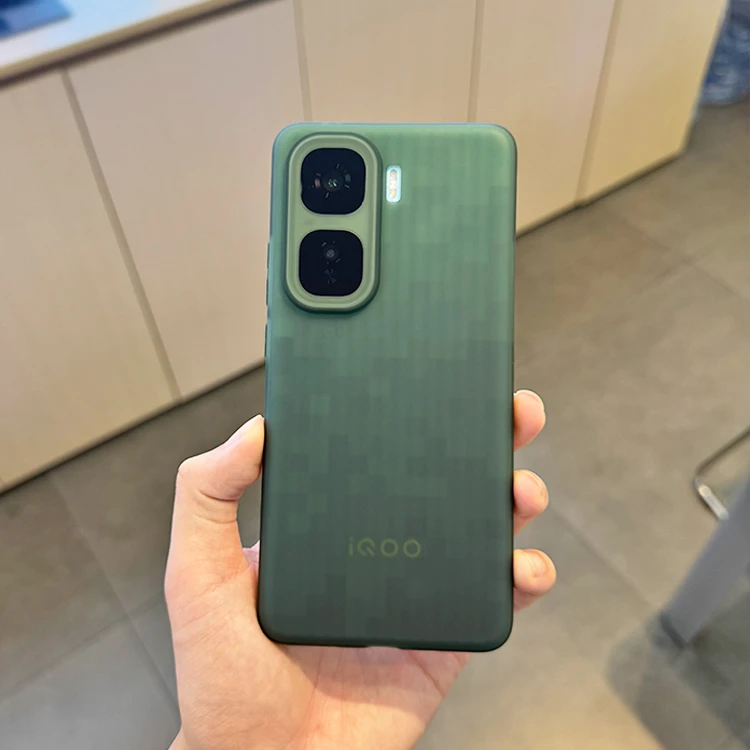 适用iqooneo10pro+手机壳vivo波纹软壳网红潮牌潮款高档保护套