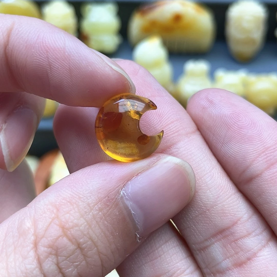 琥珀裸石未镶嵌啊***哒蜜蜡