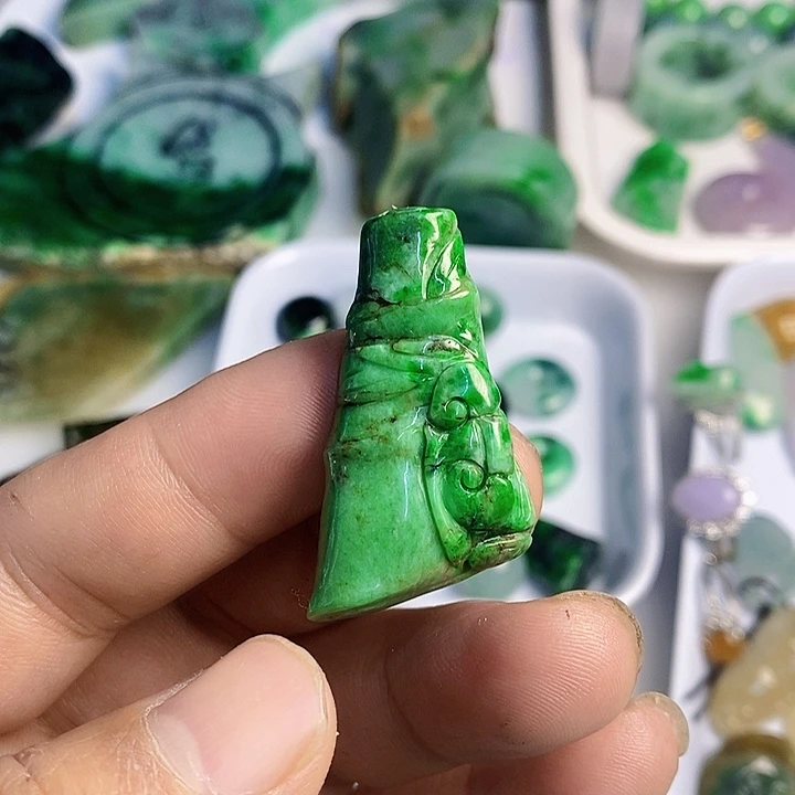 翡翠散珠天然翡翠A货挂件