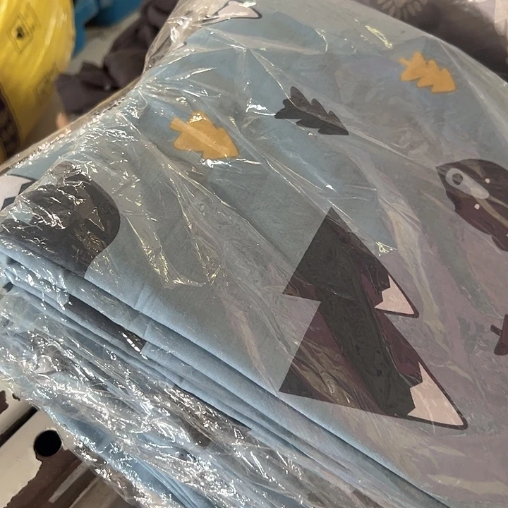 棉棉纯棉贡缎200/230卡通小熊瑕疵破洞被罩