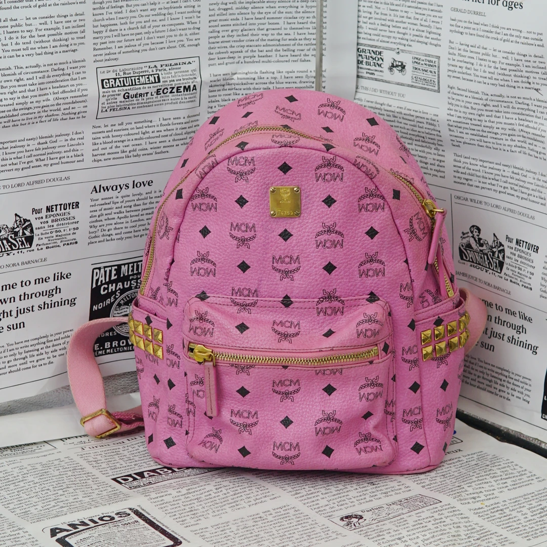 95新 MCM 粉色双肩包/CZ06428006/8006