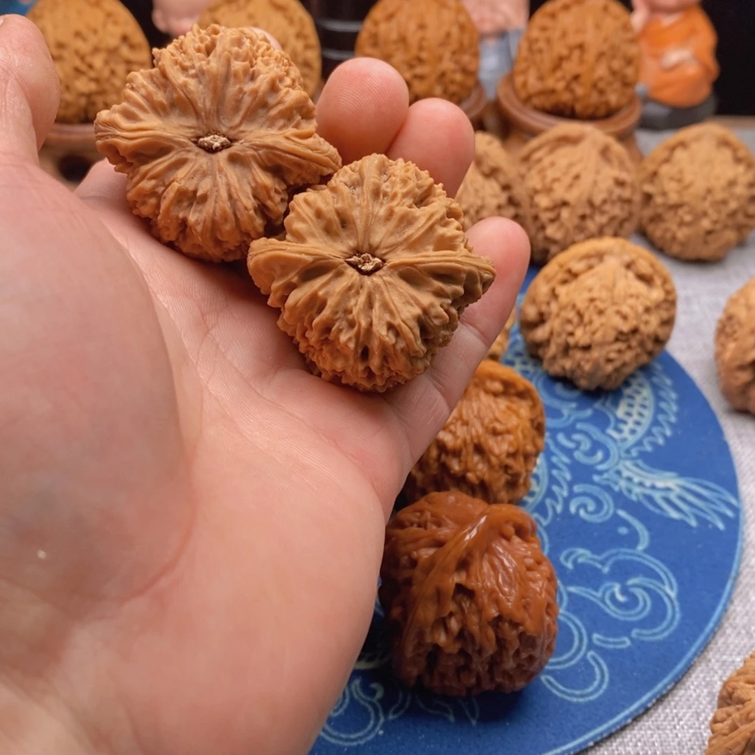 k***。吊坠文玩核桃文玩核桃