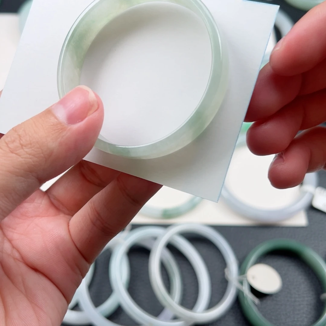 未镶嵌手镯翡翠50.5*11.3*3.4