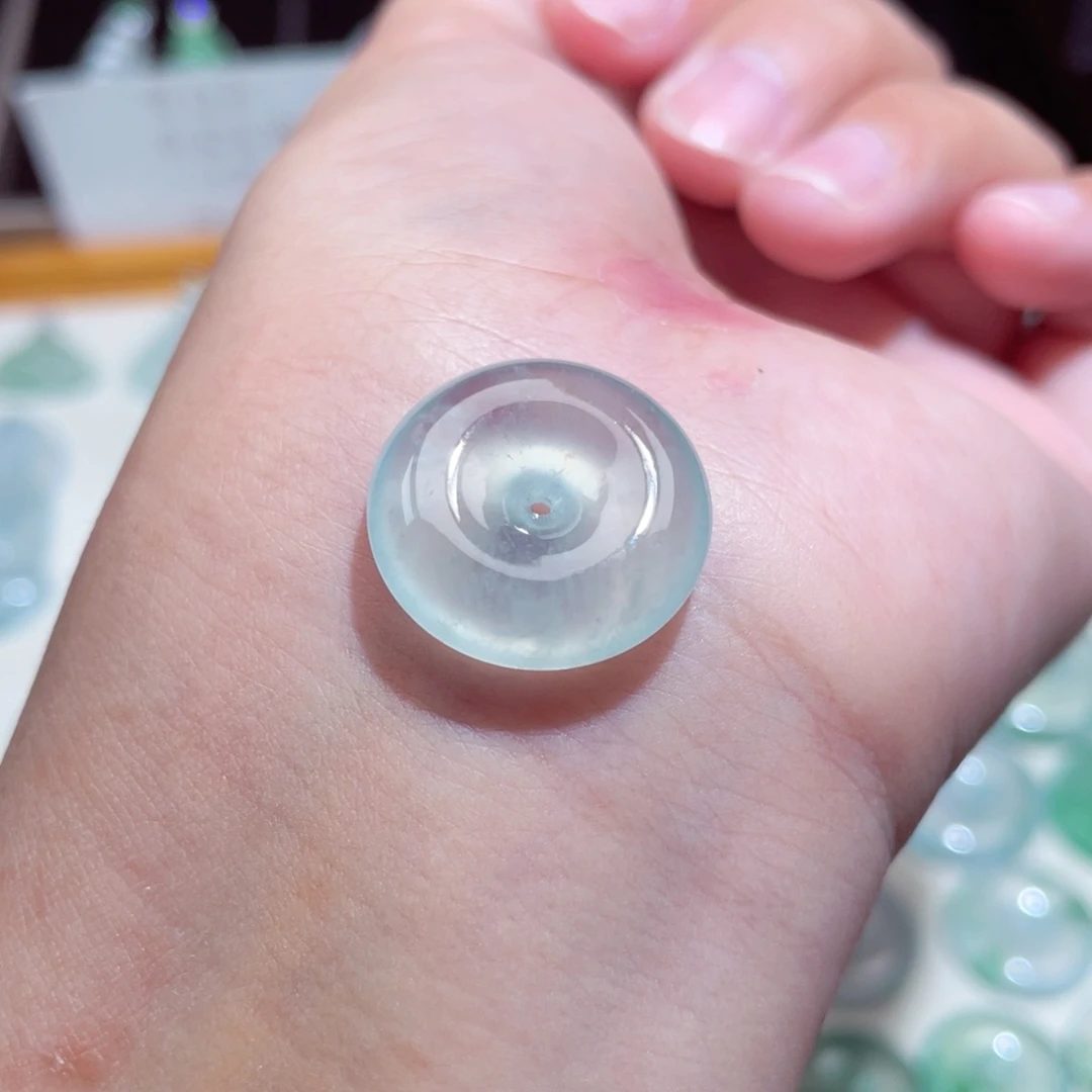 颈饰未镶嵌翡翠扣子