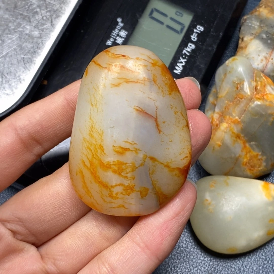 和田玉（糖玉）未镶嵌挂件