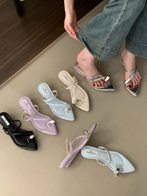 L H752夹趾拖鞋2025年春夏新款仙女风金属高级感时尚坡跟尖头凉拖