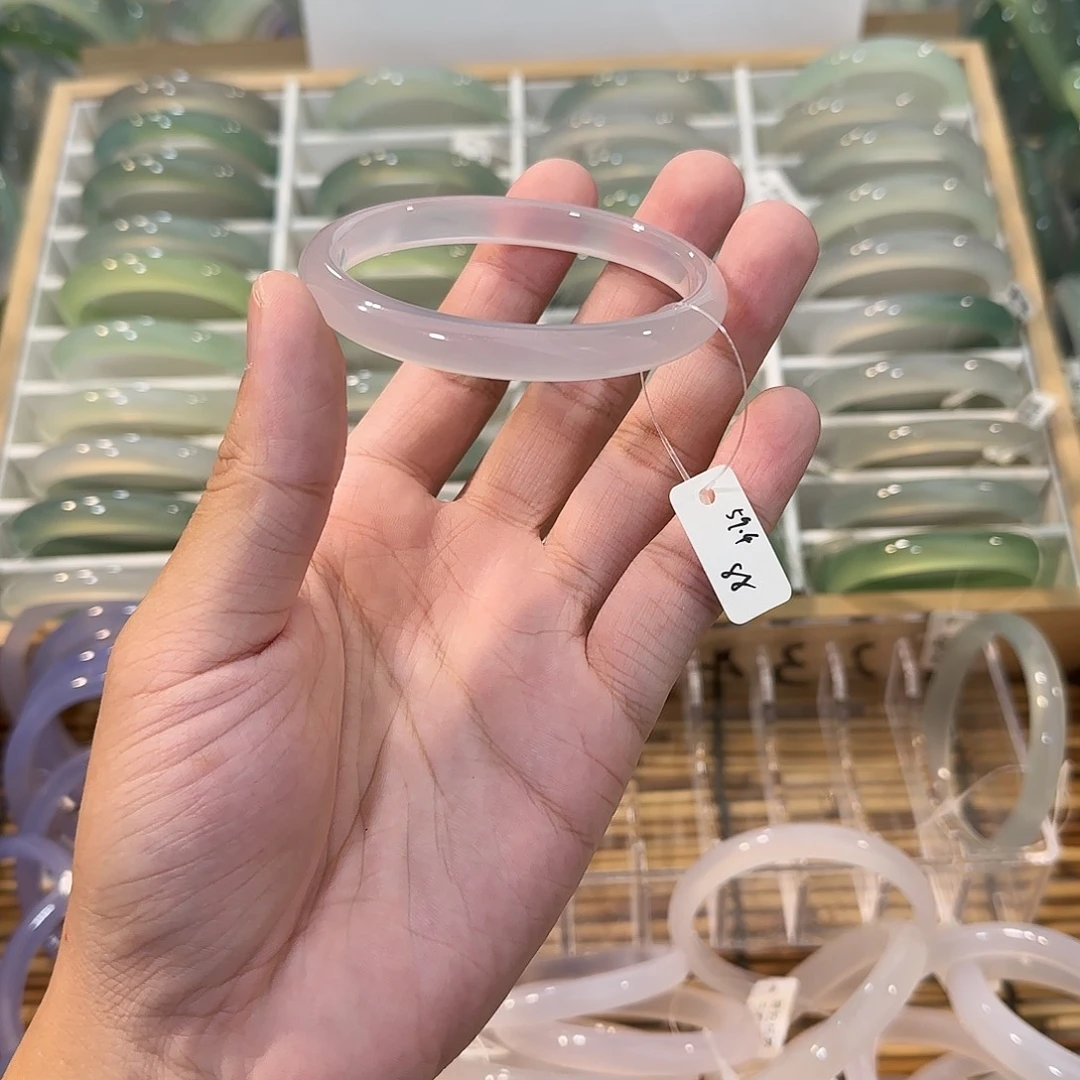 ****壮玛瑙/玉髓未镶嵌手镯圈口59.4