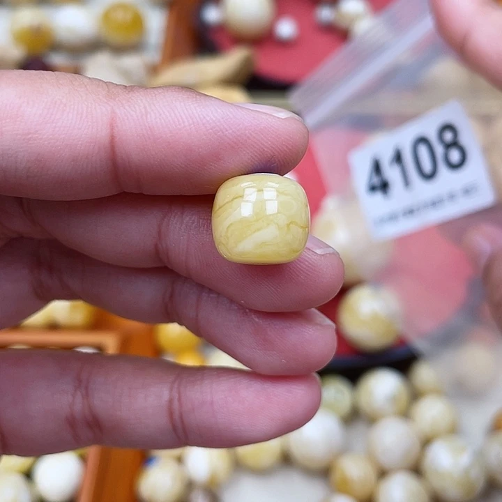 蜜蜡未镶嵌珠宝奇石沙眼13虎皮