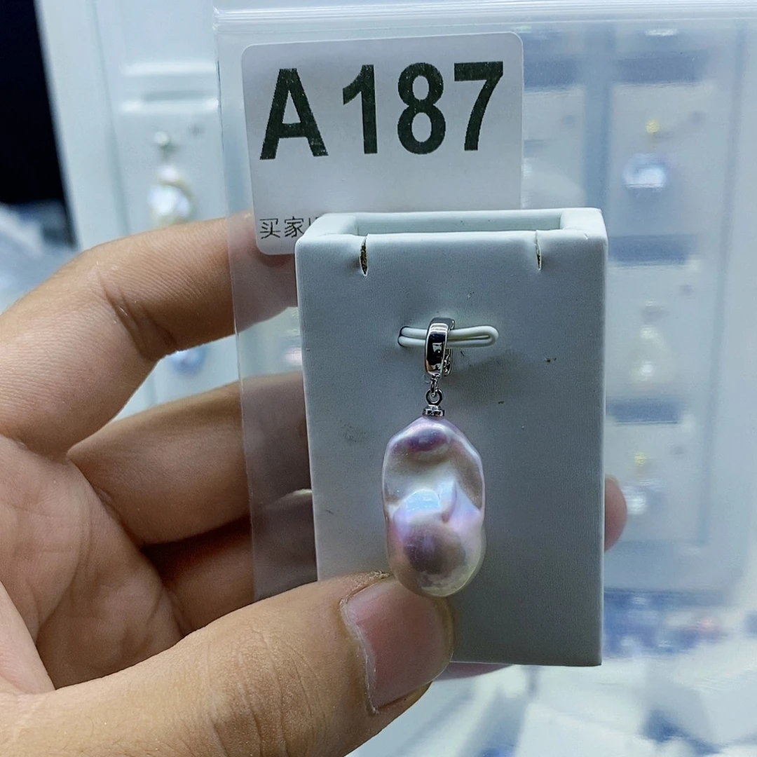 淡水珍珠合金颈饰