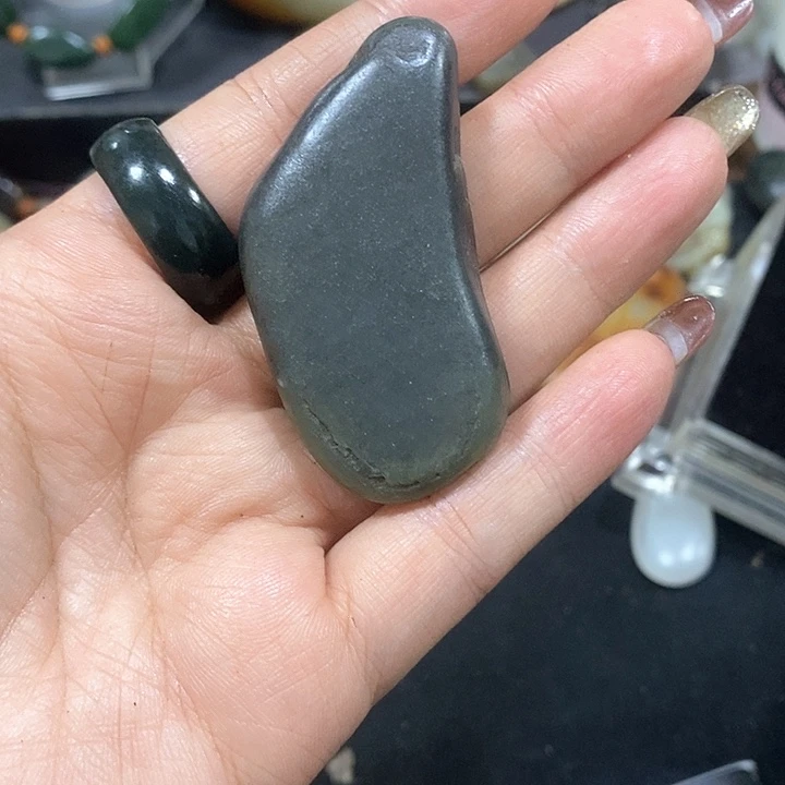 未镶嵌和田玉（糖玉）挂件