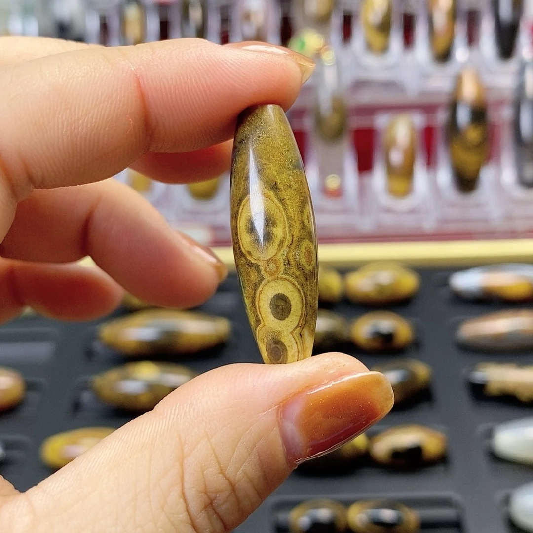 玛瑙/玉髓颈饰合金