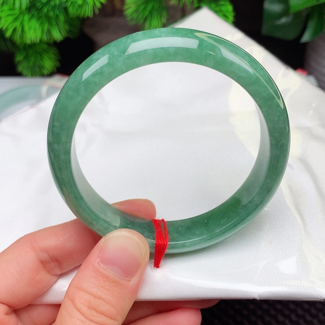 翡翠未镶嵌手镯59.9圈