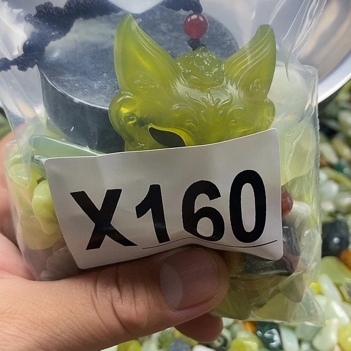 未镶嵌蛇纹石玉鱼缸石