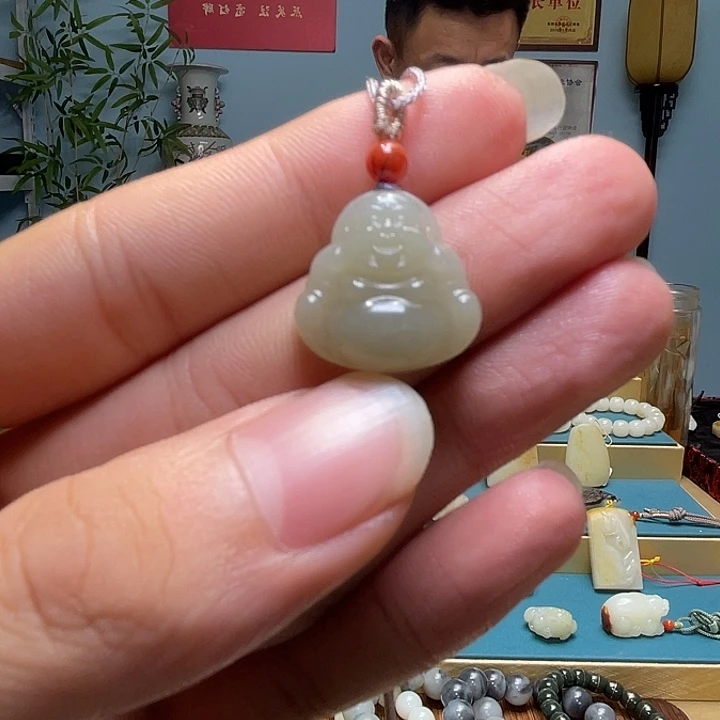 和田玉未镶嵌吊坠(不含链)