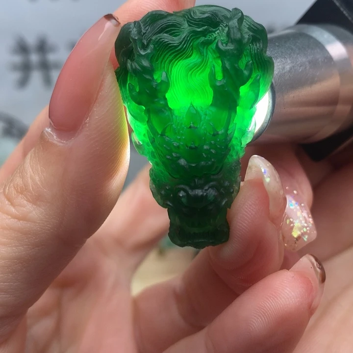 定制翡翠未镶嵌天然翡翠