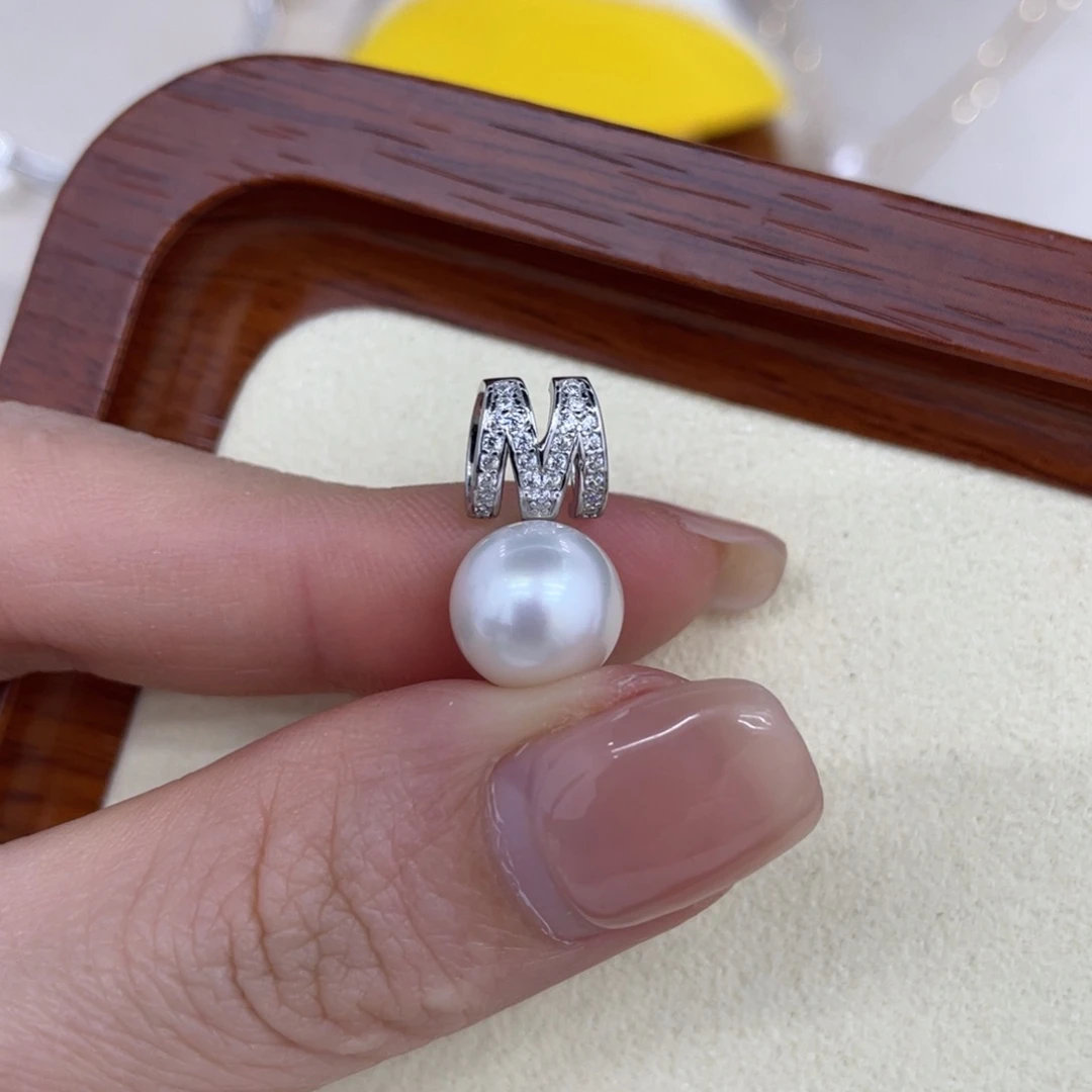 颈饰银S925镶嵌海水珍珠