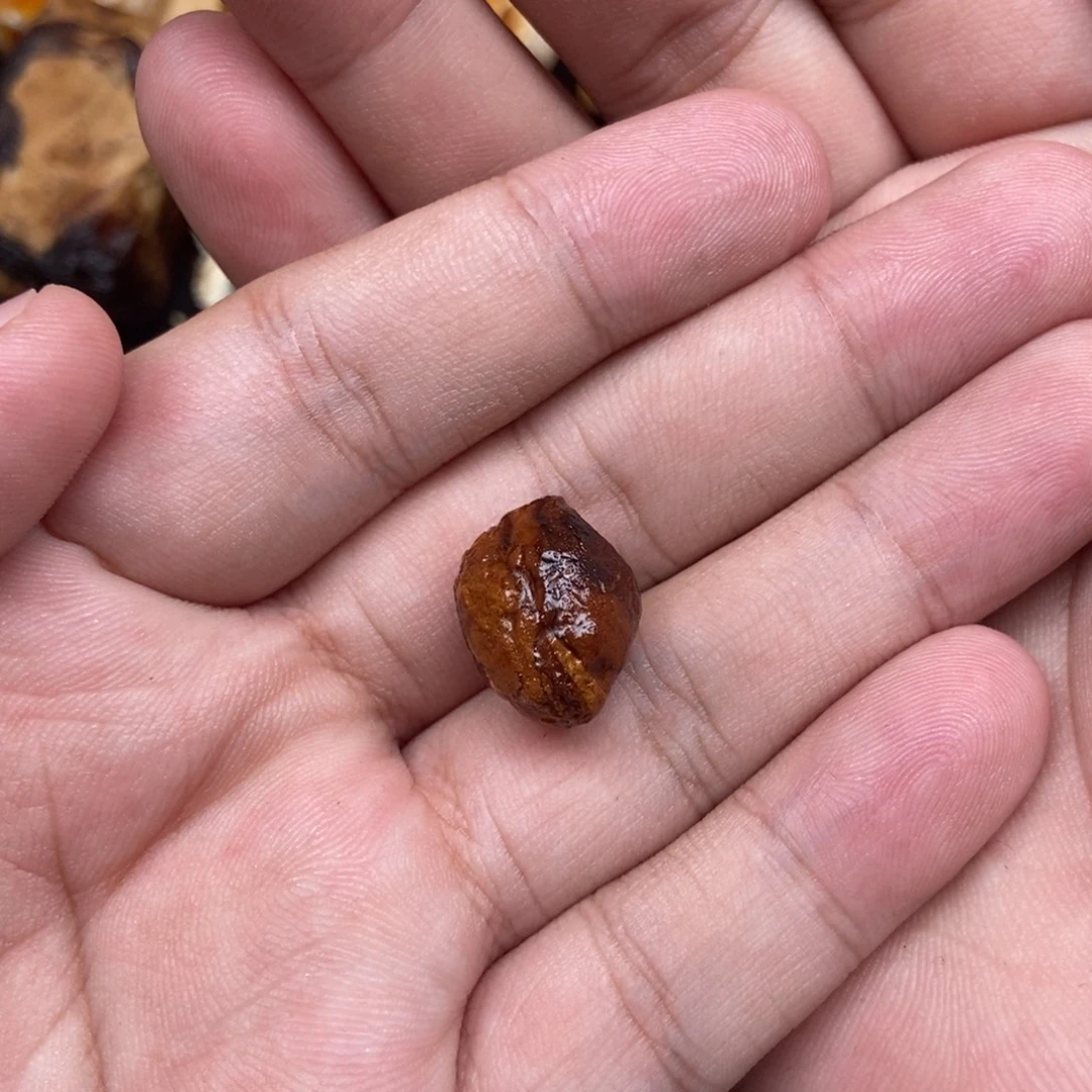 7****定制琥珀未镶嵌定制