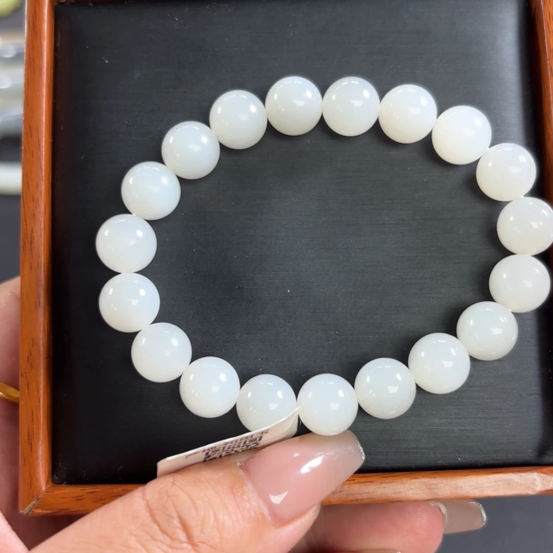 手串未镶嵌和田玉