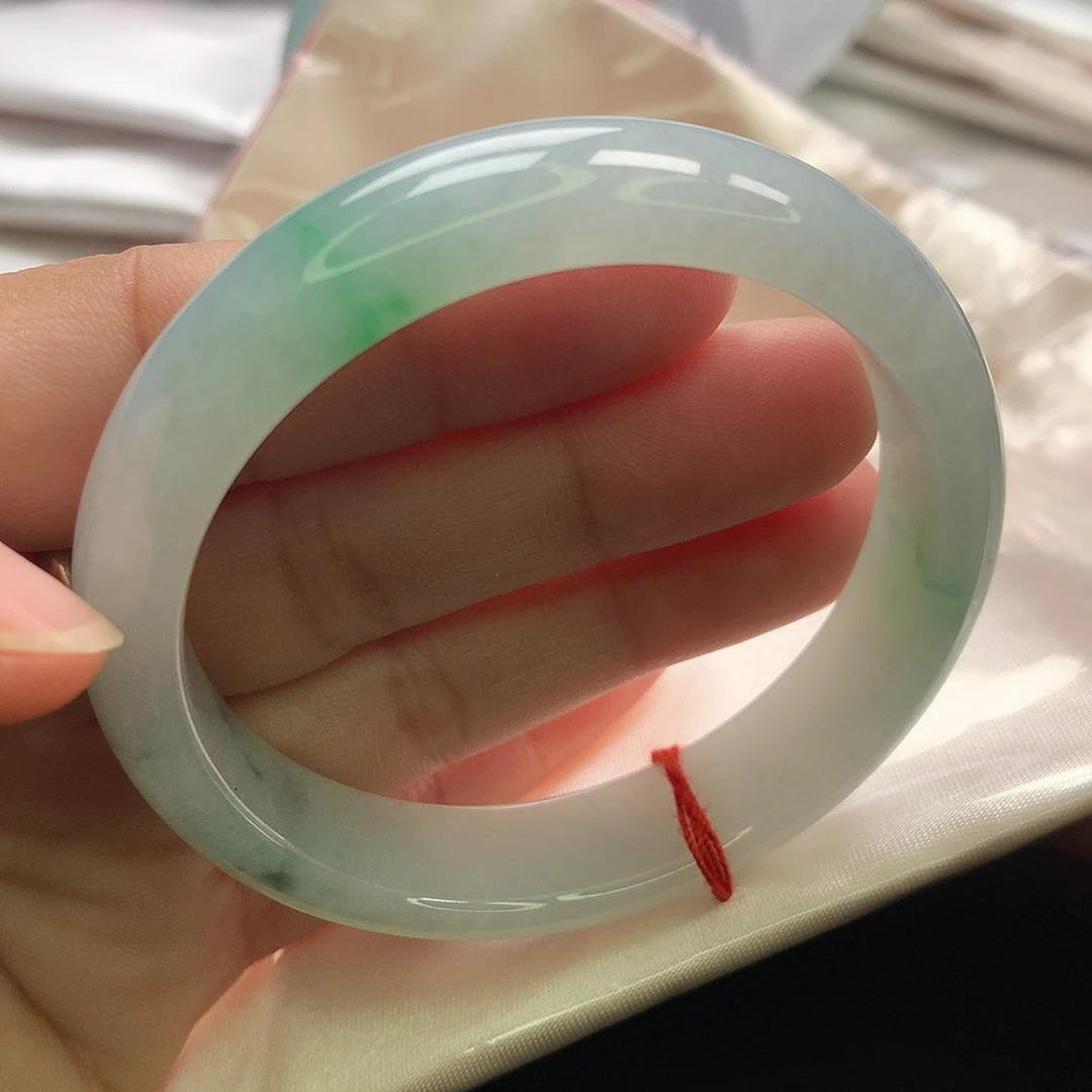翡翠未镶嵌手镯缅甸52