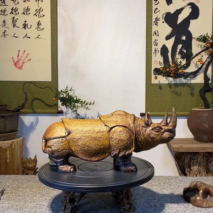 川***哥金丝楠金丝楠木雕刻犀牛