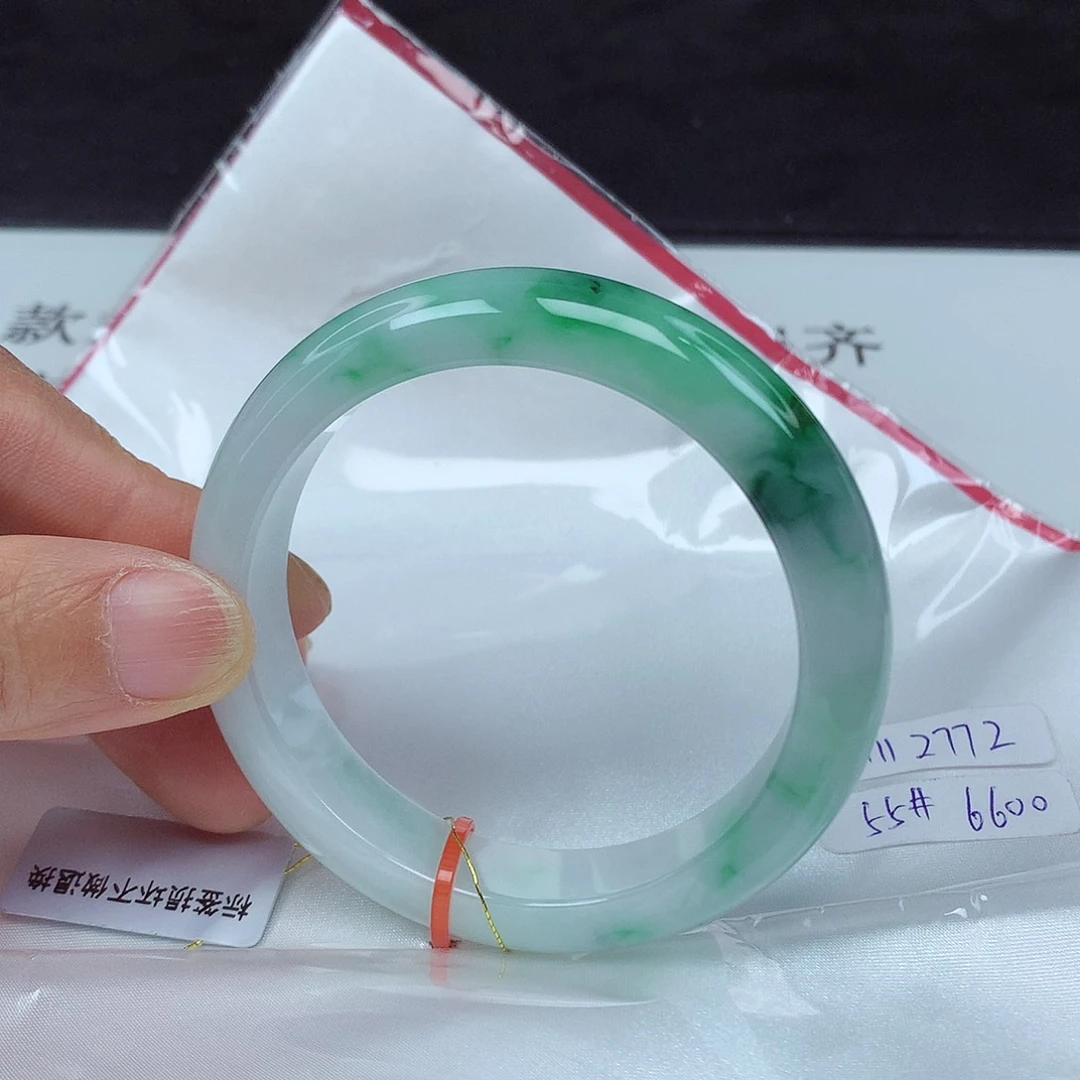 翡翠手镯未镶嵌55圈2772