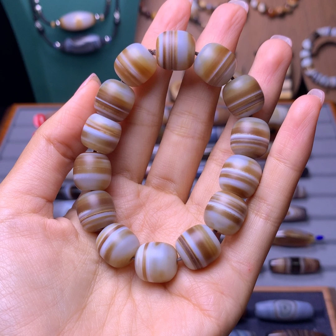 未镶嵌颈饰玛瑙/玉髓嘟*乐