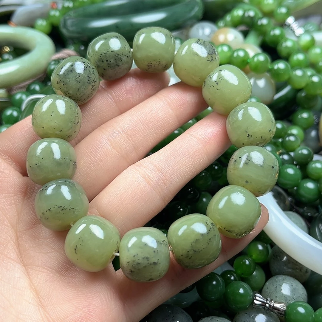 和田玉未镶嵌手串