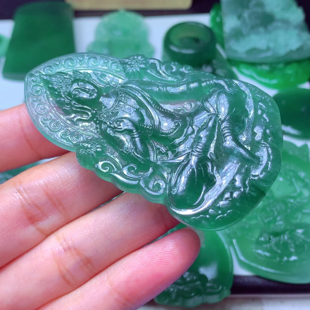 魚***钓定制翡翠未镶嵌天然