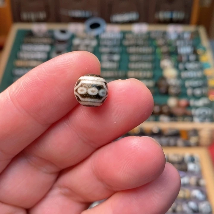 未镶嵌玛瑙/玉髓珠宝半成品