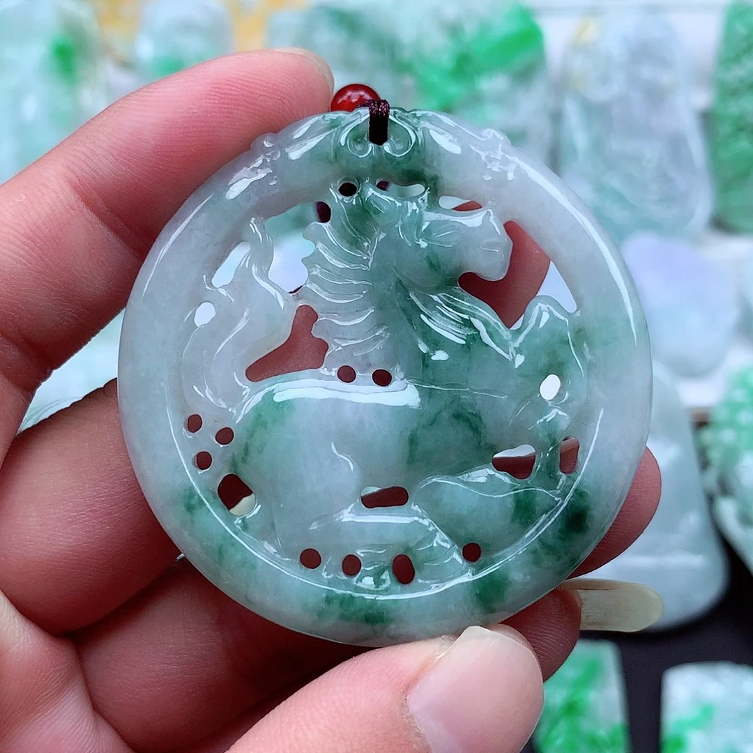 翡翠未镶嵌颈饰翡翠吊坠