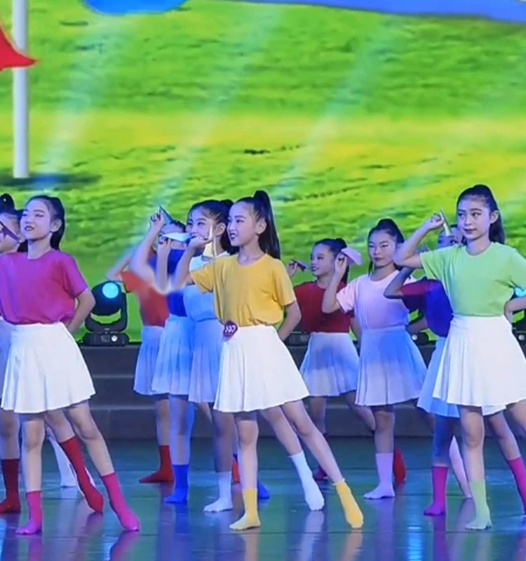 七彩青春儿童演出服孩子的天空儿童糖果色我还能孩子多久舞蹈服装