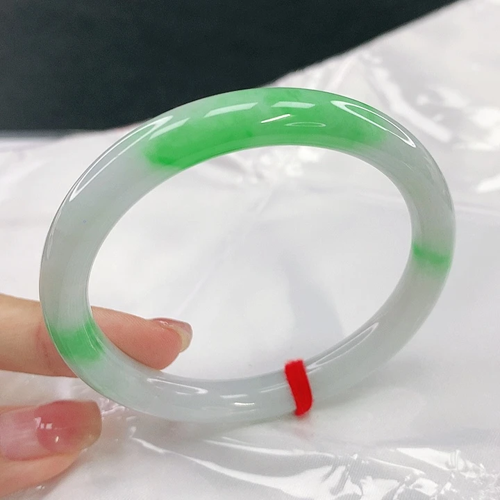 翡翠未镶嵌手镯圈56.2，03074