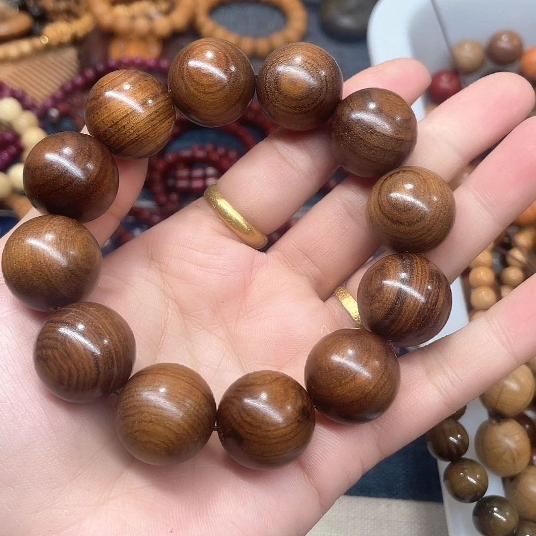 维腊木（绿檀）无事牌