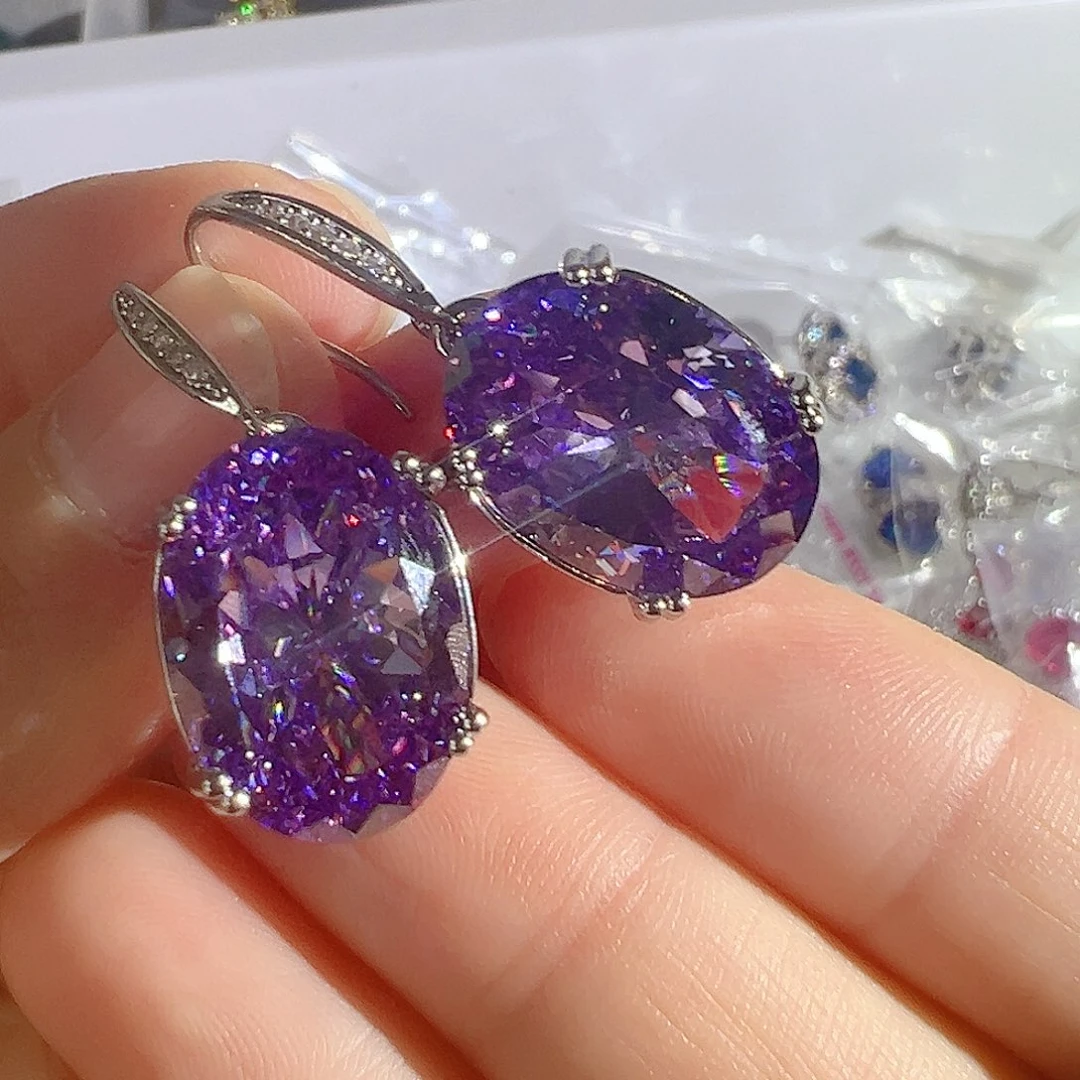 花岗石钨合金红色蓝色大宝贝