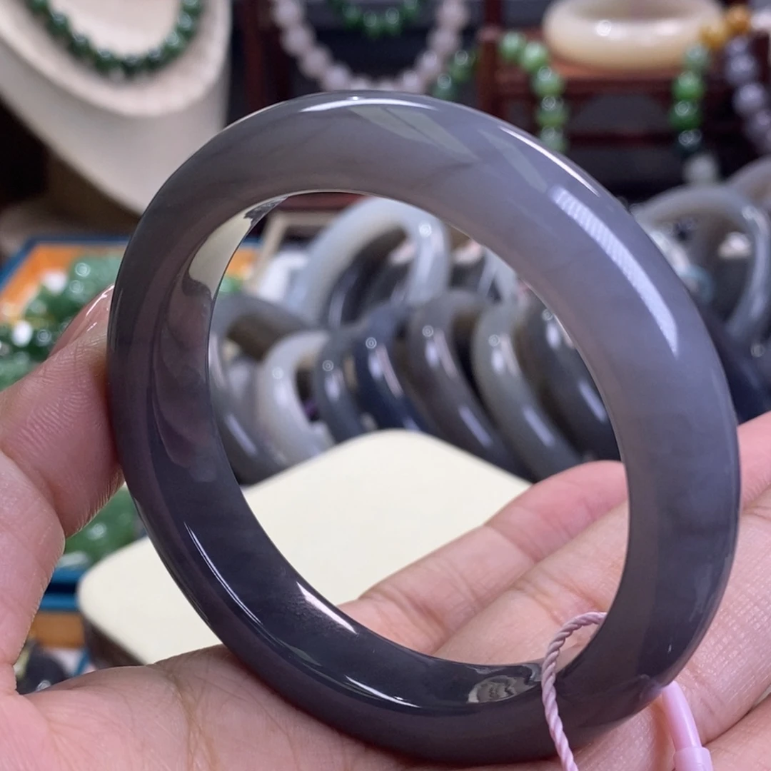 和田玉精品老坑料高冰烟紫渐变泥鳅背手镯56.5未镶嵌